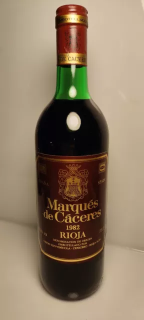 Botella Vino MARQUES DE CÁCERES 1982 Añada Excelente ( Bodegas VITI VINÍCOLA)