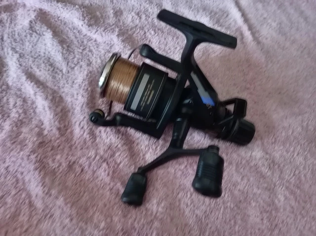 shimano 8010 baitrunner reel Aero GT Reels X3 Fish For Tackle The stylish metallic black finish brings it all together to make this the perfect Baitrunner Spinning Reel. Shimano Baitrunner Aero GT 8010