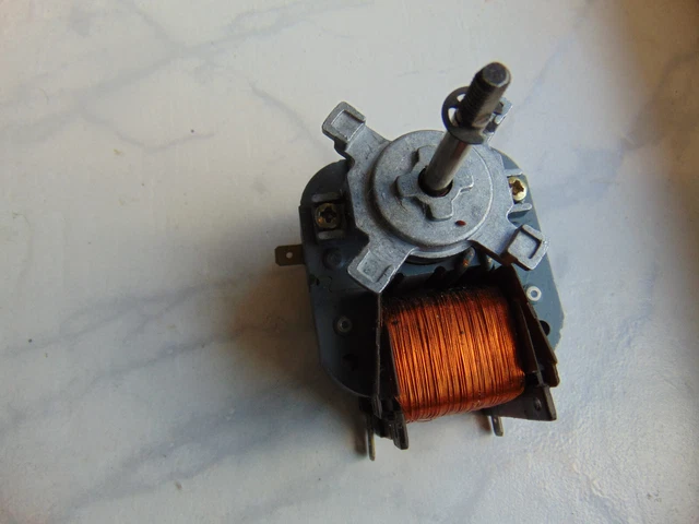 55477 Gebläsemotor passend für Deutz® / KHD® | MDM Parts - MDM parts 55477 Gebläsemotor passend für Deutz® / KHD® | MDM Parts - MDM parts