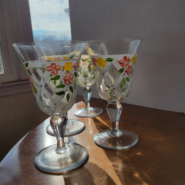 Hand Painted Floral Latice Stemware Water Wine Glasses Set of 4