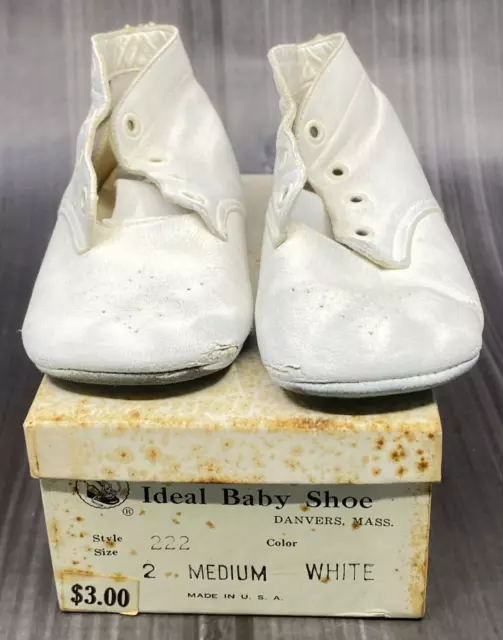 Vintage 1960s Mrs Days Ideal Baby Shoes White Size 2 Booklet and Original Box
