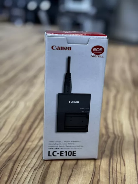 Canon LC-E10E Ladegerät für LP-E10 Akku (5110B001)