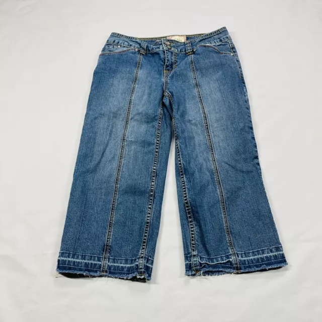 CAbi Jeans Womens Size 8 Denim Capri Fray Hem Straight Leg Dark Wash Faded Boho