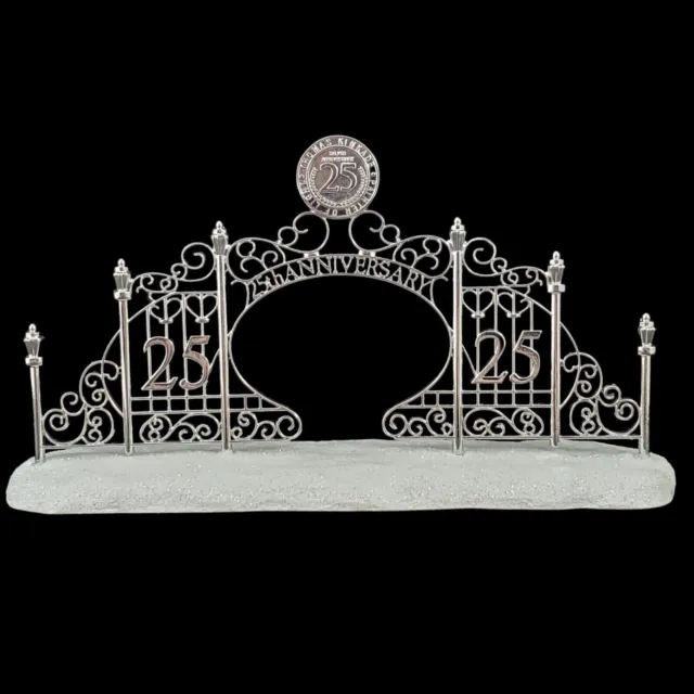 Thomas Kinkade Silver 25th Anniversary Gate Hawthorne Village Bradford Exchange