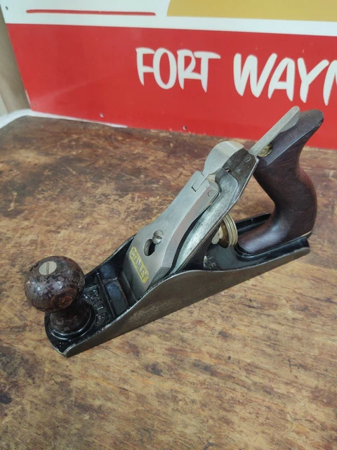 Vintage Stanley Bailey No. 3 Wood Working Plane Sweetheart Logo Blade