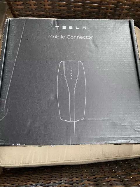 Tesla Mobile Connector Bundle Charger Kit w/14-50, 5-15, J1772 adapter