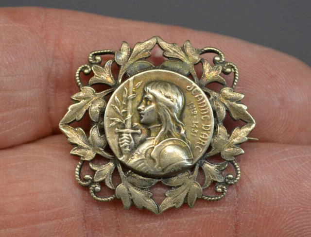 Broche Ancienne Dôme Floral En Cristal Vert émeraude - Métal Argenté - Bijou Vintage - Occasion
