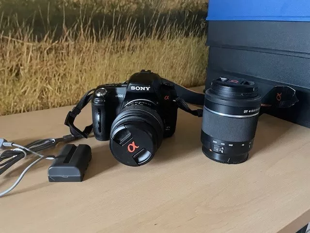 Sony Alpha 500 Spiegelreflexkamera mit englischer Menüführung + 2 Objektive