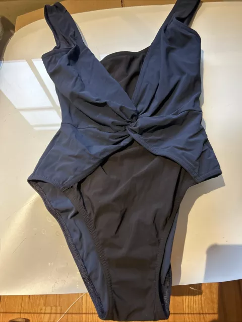 Karla Colletto Black Navy One Piece Swimsuit  twist front uderwire cup sz 8 EUC