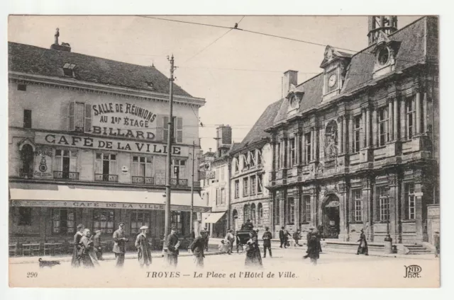 TROYES - Aube - CPA 10 - l' Hotel de ville - le café de la Ville