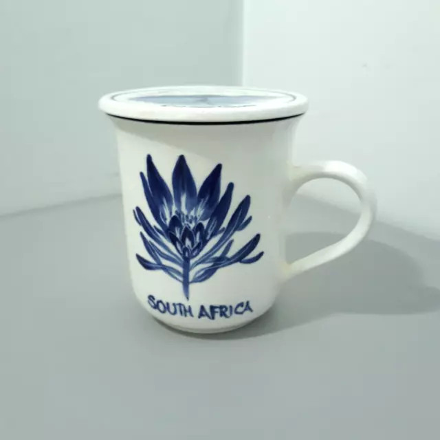 LIESBEEK STUDIO Mug Lid Coaster Delft Blue White Pottery Cape Town South Africa