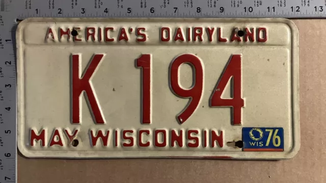 1976 Wisconsin license plate K 194 YOM DMV Ford Chevy Dodge 15554