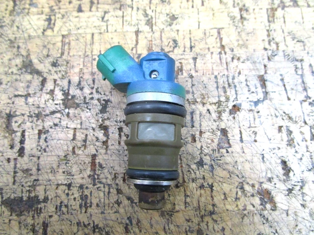 SUZUKI 15710-87J00 Fuel Injector Outboard