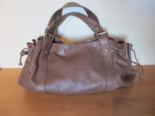 Sac En Cuir Gérard Darel Modèle Saxo - Authentique, Couleur Bordeaux - Occasion En Excellent état