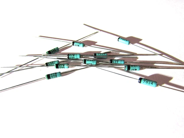2 Diodi Tunnel Al Germanio URSS Gi304 Gi305 Gi307 – Placcati Oro, Per PCB, Nuovi
