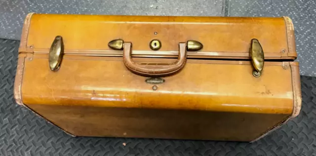 Vintage Samsonite Shwayder BROS. Hard Shell Suitcase Luggage Case 22x18x9 NO KEY