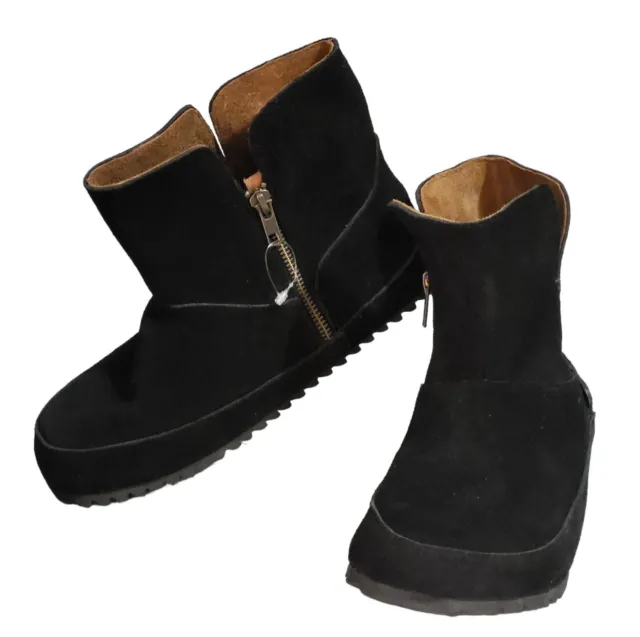 Bearpaw Boots Ankle Booties Women's Size 7 M Black Suede Side Zipper Non Slip