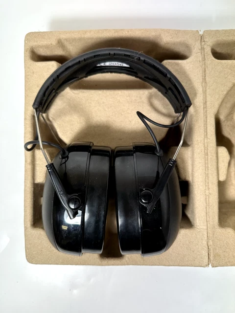 3M Worktunes Connect Wireless Hearing Protector with Bluetooth #90543, Preowned