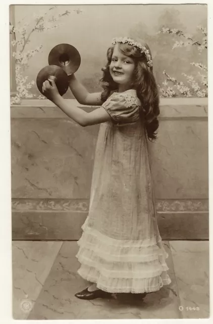 Little Girl With Cymbals And Lots Of Personality: Postcard From Antwerp, Belgium