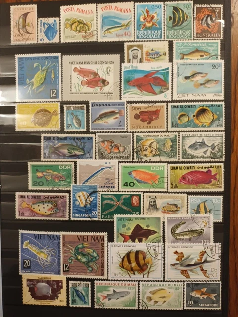 Lot de 42 Timbres Thématique "Poissons" (THE 135)