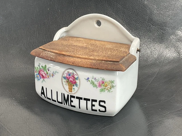 Ancienne Boîte D'allumettes En Tôle – Décor Fleurs Et Rose – Boîte Murale à Couvercle – Vintage
