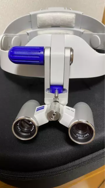ZEISS EyeMag medical loupes