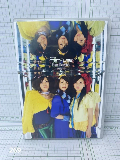 Fan Service〈sweet〉 perfume Fan Service sweet & bitter ポスター