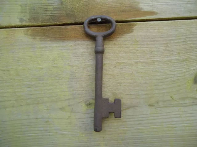 Large Iron Key Old Looking Metal - Jail Lock,Castle Keys-Theatre Film Prop Gift