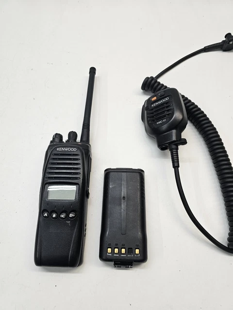 Kenwood TK-5210-K2 136-174 MHz P25 136-174 MHz VHF Two Way Radio w KMC-41 Mic