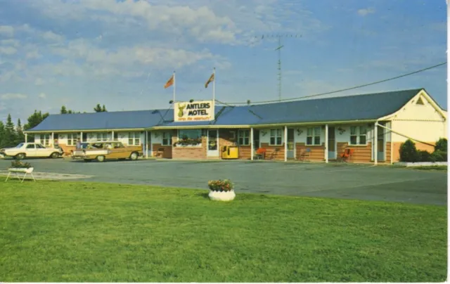 Antlers Motel ~ Sault Ste. Marie Ontario ON ~ Trans Canada HWY Vintage Postcard