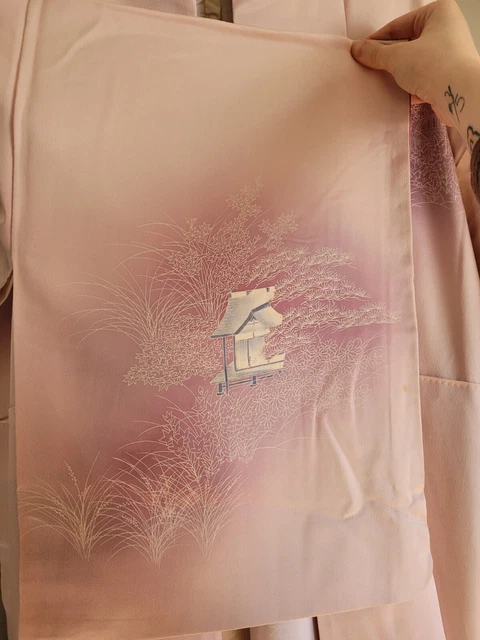 Light Pink Hand-painted Vintage Japanese 100% Silk Kimono 4