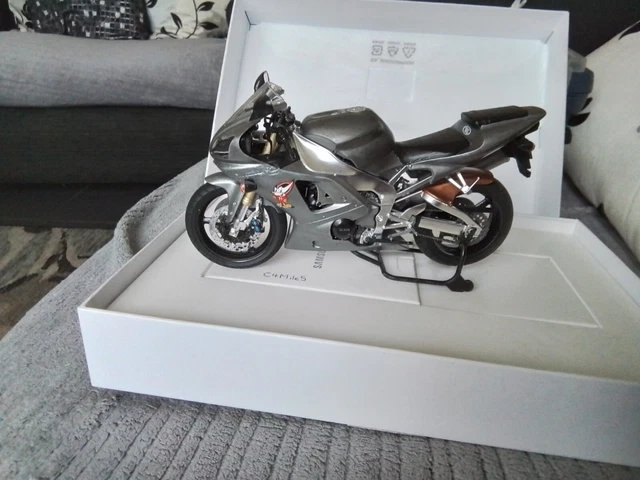 Tamiya Racing Motorcycle TAMIYA YAMAHA TIARA racing 1/12 scale ready built model motorcycle. EUR ...