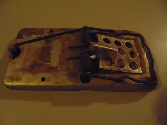 Vintage LIC-LUR Metal Mouse / Rat Trap