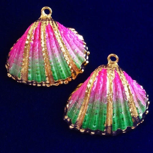 2Pcs Gold Edge Peachblow Green Scallop shell Pendant Bead 26x24x3mm F47741