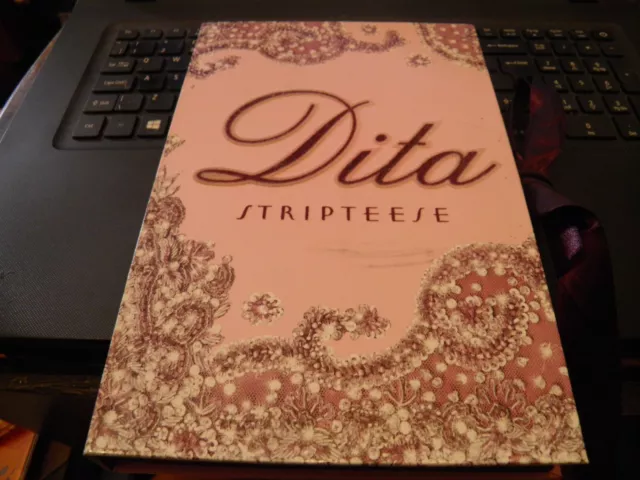 RARE Dita Von Teese Stripteese 3 Flip Book Box Set Burlesque superb