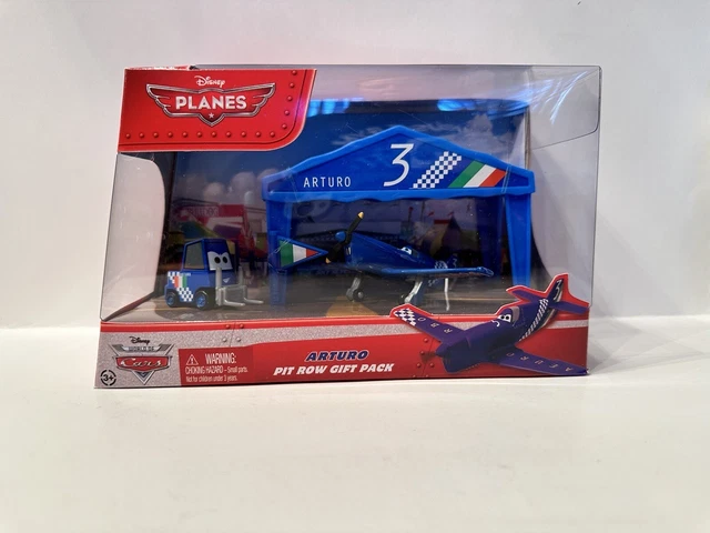 DISNEY PLANES ARTURO PIT ROW GIFT PACK with PITTY tent & flag