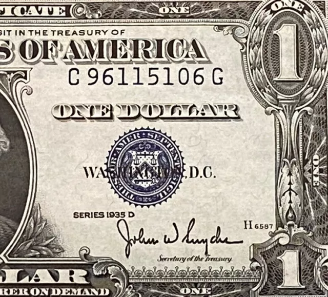 $1 1935-D ( C-G Block )  BLUE SEAL SILVER CERTIFICATE , UNCIRCULATED