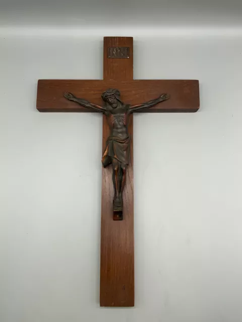 Altes Kruzifix aus Holz mit Metallfigur 28x45cm