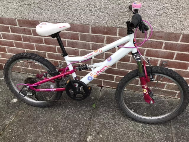 Apollo charm girls 2025 bike