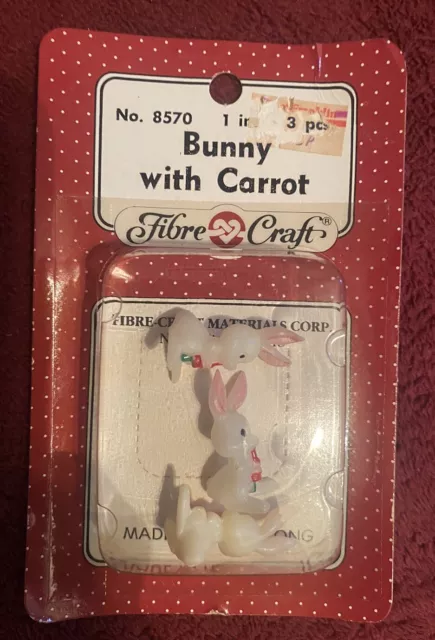 Vintage Fibre Craft #8570 Bunny With Carrot 3 Piece