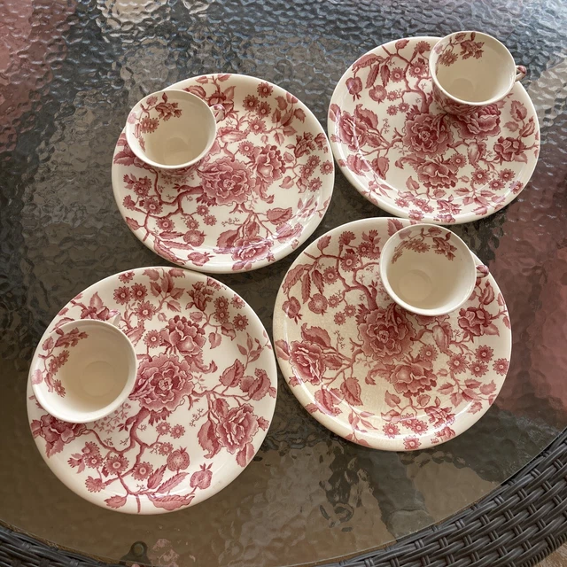 Johnson Bros English Chippendale Snack Luncheon Plates 4 Sets Red Transferware