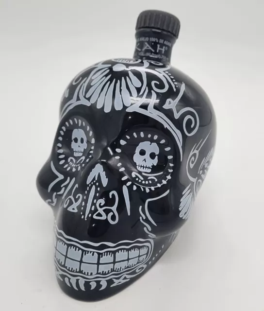 Sangre De Vida Tequila hand Painted Dia De Los Muertos Skull Bottle Empty Black Sangre De Vida Tequila hand Painted Dia De Los Muertos Skull Bottle Empty Black