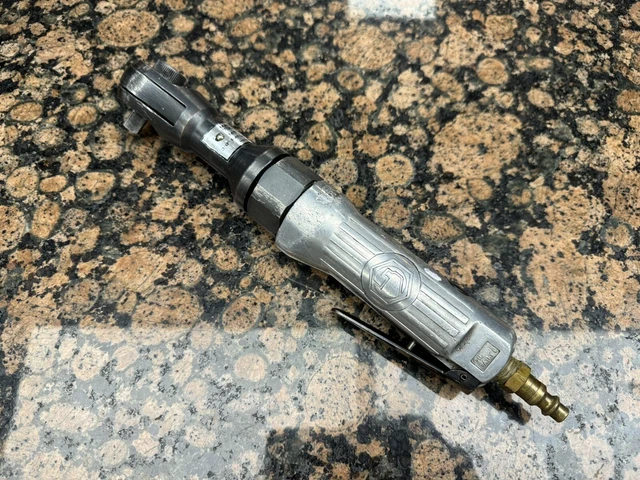 Matco Tools 3/8 Drive Air Ratchet MT1828