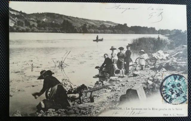 CPA 27 - VERNON - Les Laveuses sur la Rive Gauche de la Seine