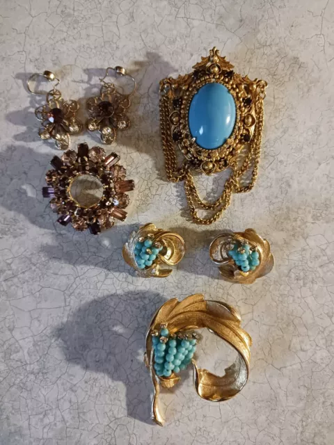 Lot Vintage Florenza Brooches Turquoise Clip On Earrings Set AMETHYST  SET