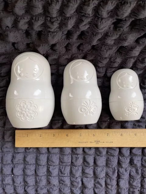 Nesting Doll Measuring Cups White 2009 Fred Russian Matryoshkas Made to  Measure