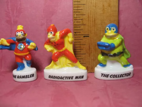 The SIMPSONS Superheroes Radioactiveman Tiny Porcelain Figurines Miniatures 2