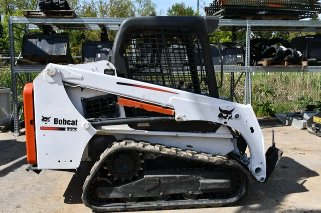 2014 Bobcat T450 Track Skid Loader Steer Local Pickup Only