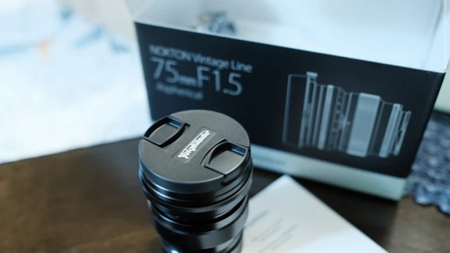 Voigtlander 75mm f1.5 Nokton Aspherical (Leica M-Mount) Lens - Open Box