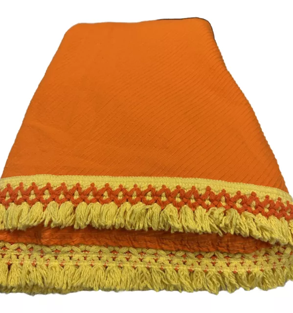 VTG Tablecloth Orange Yellow Fringe Ribbed 90” Round Bates Table Fashions “Rare”